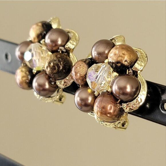 Earrings Vintage Chocolate Gold Tone Clip On Earrings #0213 - Picture 3 of 8